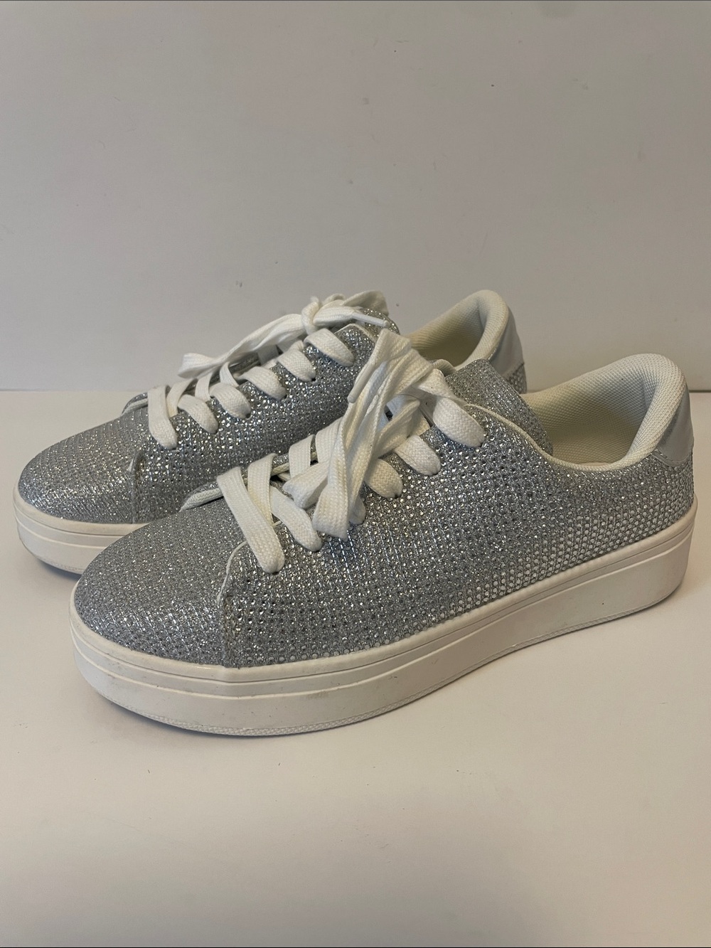 New York & Company Silver Glitter Platform Sneakers Size 8